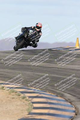 media/Nov-16-2025-Race Pace (Sun) [[8c5fa54630]]/Verified Riders/1-Turns 9 and 10 (925am)/